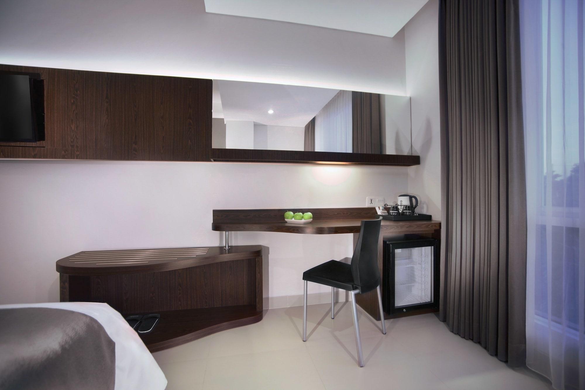 Neo Denpasar By Aston Hotel Kültér fotó