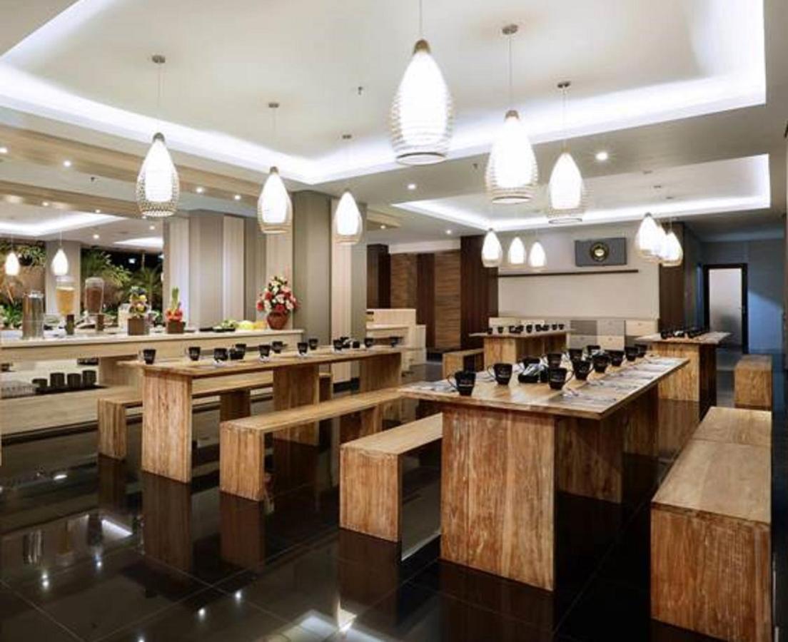 Neo Denpasar By Aston Hotel Kültér fotó