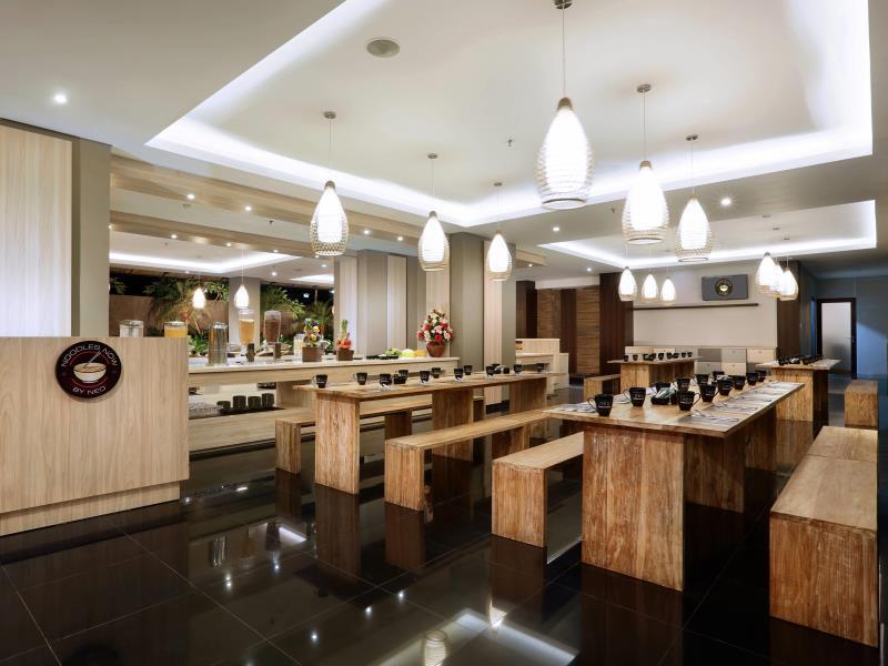 Neo Denpasar By Aston Hotel Kültér fotó