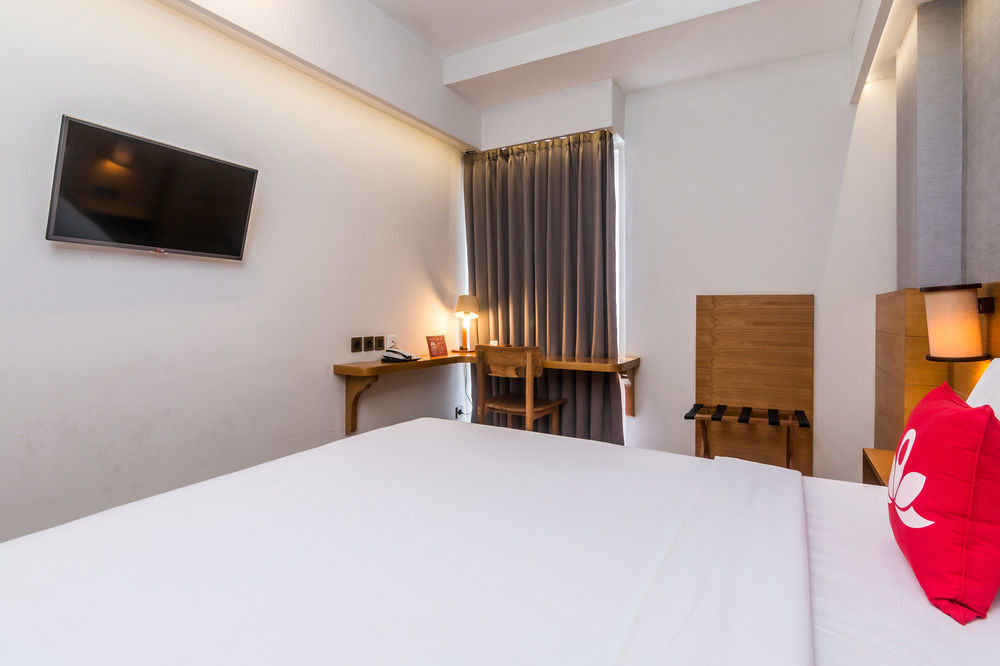 Neo Denpasar By Aston Hotel Kültér fotó
