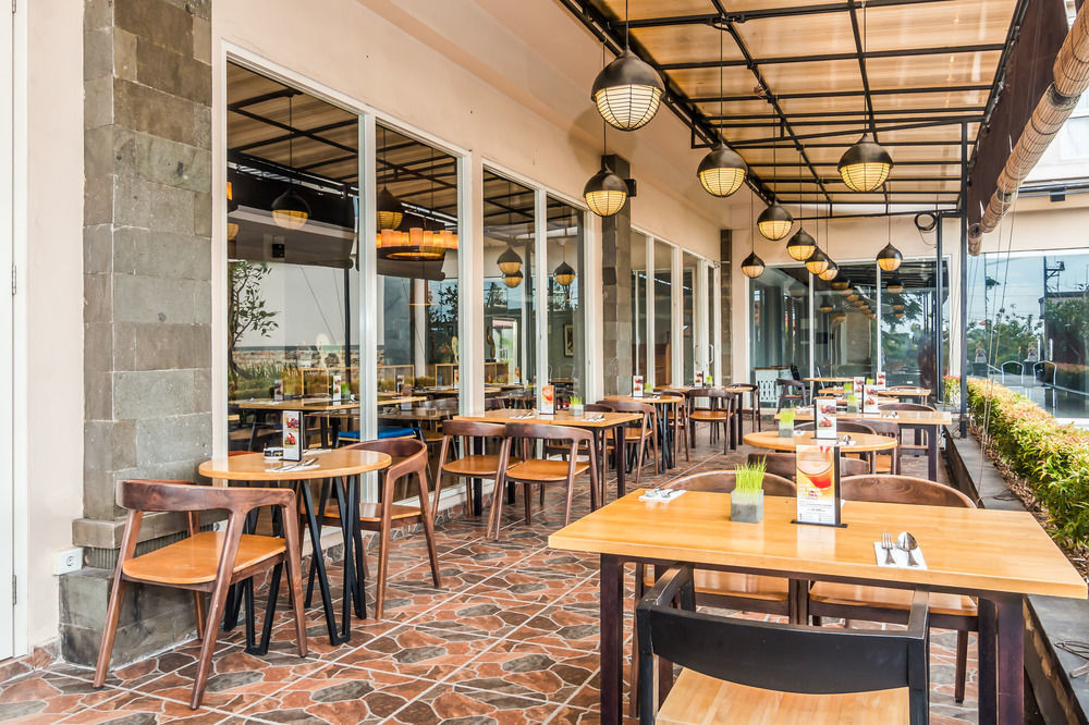 Neo Denpasar By Aston Hotel Kültér fotó