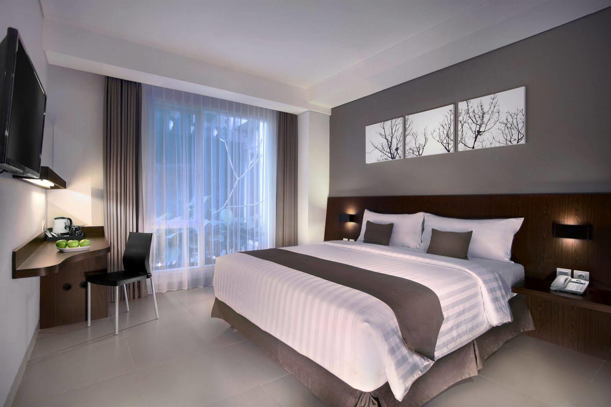 Neo Denpasar By Aston Hotel Kültér fotó