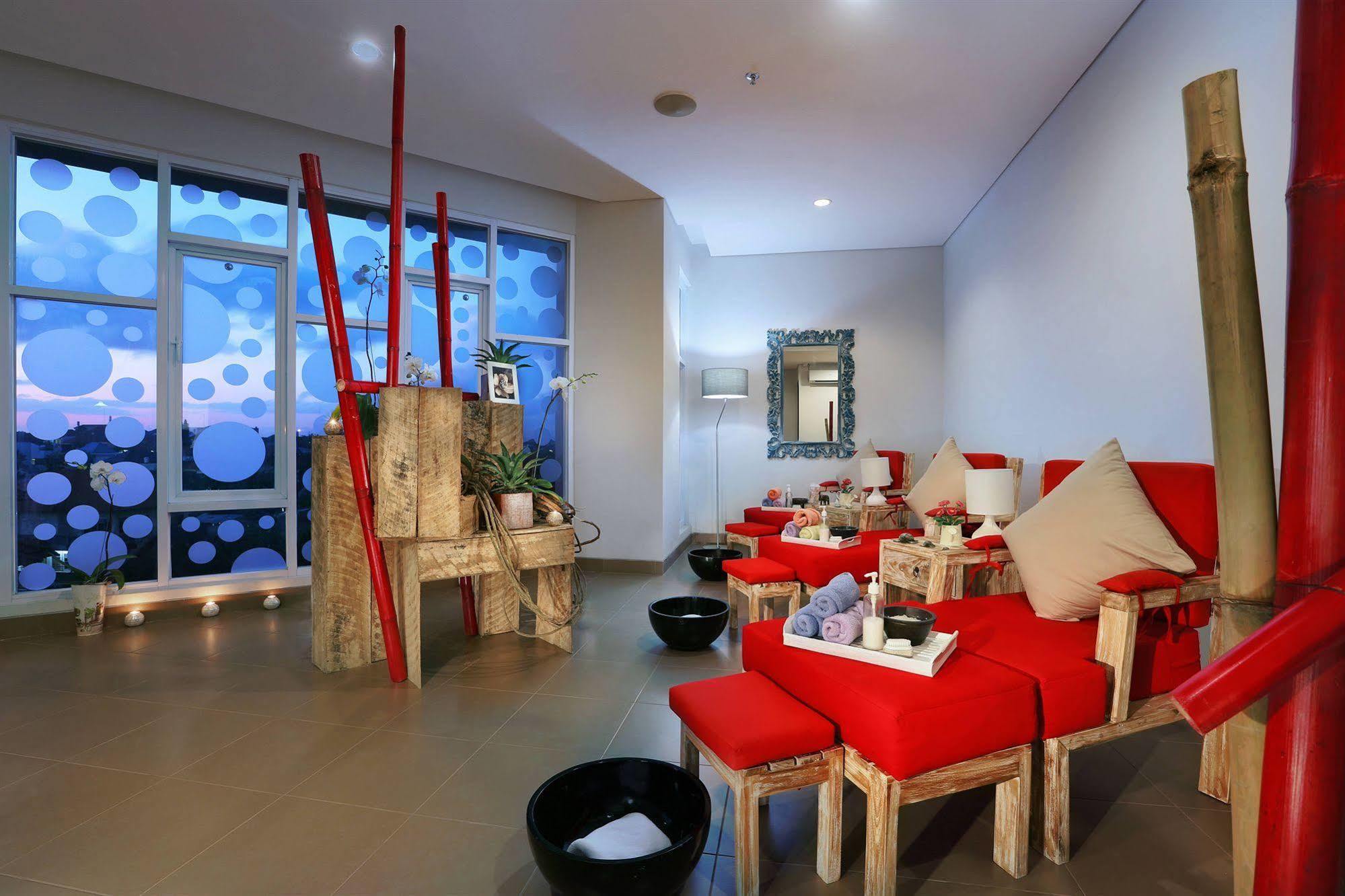 Neo Denpasar By Aston Hotel Kültér fotó